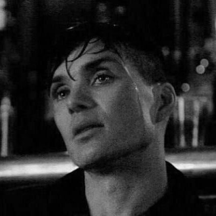 Ngcamu_Lungelo's profile picture. let's see who breaks who first.