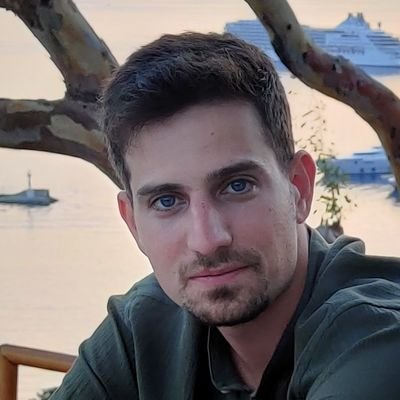 Ex-Hearthstone pro & Dreamhack Finalist | Product @BayesEsports
Betting, Futurism, Entrepreneurship