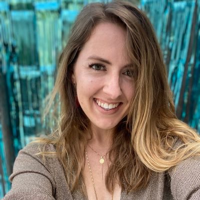 LaraGStreiff's profile picture. 🇨🇭🇺🇸 Former climate researcher, marine biologist, garbage person, & spacey social @nasaames. BSc @UCSD, MSc @UCSC_SciCom. I am @SLAClab. Thoughts my own.