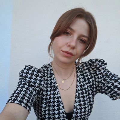 ✧･ﾟ: *✧ 血、汗、涙 ✧･ﾟ: *✧


(she/her)