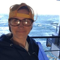 Lindsay Lowe Worthington (@lindsaypq) 's Twitter Profile
