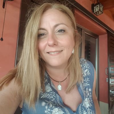 mariajesushh's profile picture. Lo esencial es invisible a los ojos. Madre y compañera de camino de alguien maravilloso.  Curiosa y descubriendo la vida a cada instante.