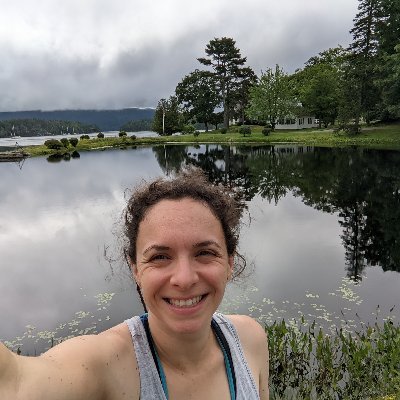 WRDana's profile picture. I'm the shit, the best. I work hard, have fun, and win international championships. I'm offering you a chance to be a part of that.

Tweets in English/עברית.