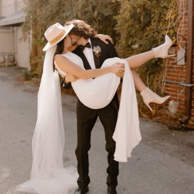 trinelizholt's profile picture. 