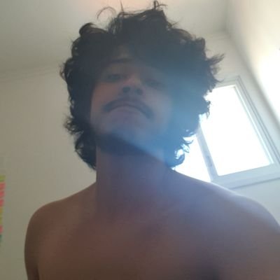 KiraXeroso's profile picture. UFSCar, mas preferia a morte