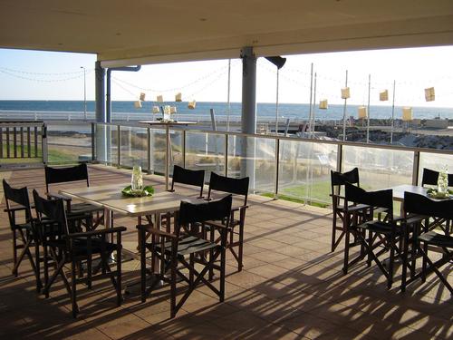 Lots of yachting & great drinks, food & music. We do 'learn to sail' thru to World Title Competition. All welcome @ Yachties Bar, Bistro & Balcony–come down!