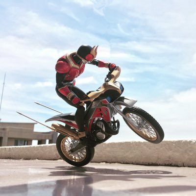 無言フォロー失礼します。バイク中心のアカウントです。セローに乗るおっさんライダーです。林道・ツーリングのお誘い待ってます。どんどん絡んで来てくださ～い