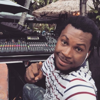 Ingenieur du son, BeatMaker, Producteur, Musician Tel: (+509) 3840-3064 Mail: egensc@gmail.com