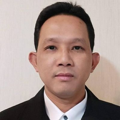 BtlfKhom's profile picture. 