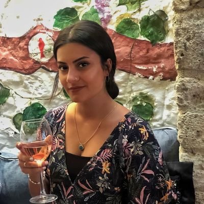 sinemsarisoyy's profile picture. 