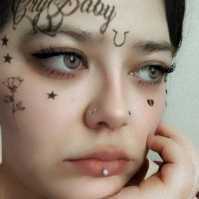 HonorDiane1's profile picture. 🎼🎶🎤🎹🎸🎺