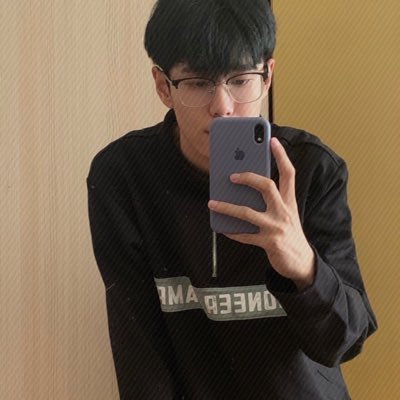 junge123321123's profile picture. 好