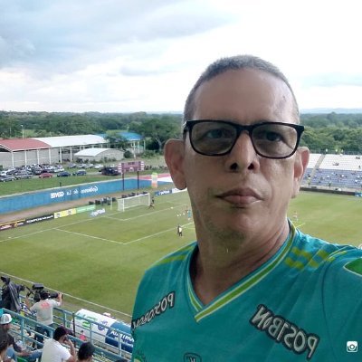 Soy una persona muy responsable, amante del deporte y la cultura, caribeño a morir, hincha furibundo de Jaguares de Córdoba.