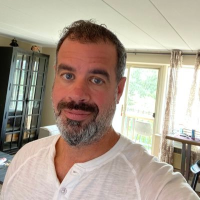 johnmc118's profile picture. 