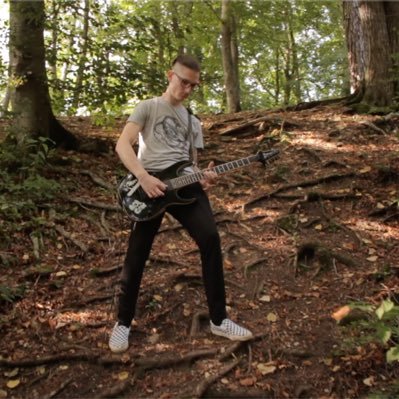 Guitarmarco666's profile picture. Singer 🎤 Guitarplayer 🎸 Songwriter 🎼 Contentcreator 🎬