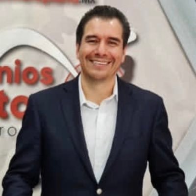 Periodista michoacano. Director de https://t.co/Y12ol2Nhov