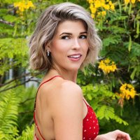 Julia Rae (@itsjuliarae) 's Twitter Profile