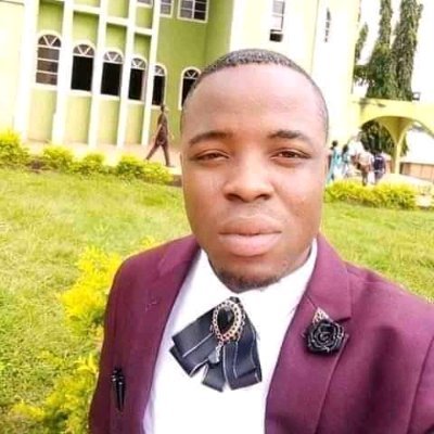 Business trainer! Entrepreneur!! Network marketing pro!!! Motivational speaker!!!!
For booking: olukotun56@gmail.com