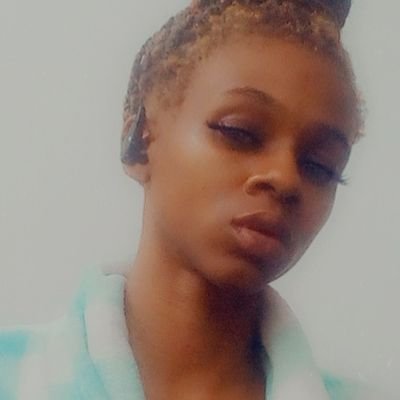 Libra Queen ° Mother Of One ° Stoner Life ° Loc 8~2~21 ° She/Her ° Poems ° Turn On My Notifications
