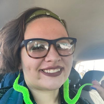 fangirl5700's profile picture. Does this make me a meme account? Hi I make memes and art. Mostly of the Destiny 2 and DnD variety.