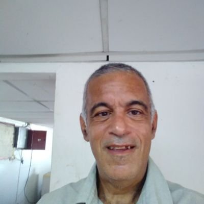 Hijo de Dios con la gran comisión de difundir la palabra de Dios