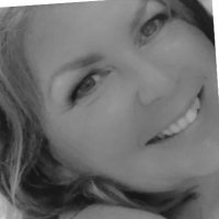 Maria (@maria70white) 's Twitter Profile Photo