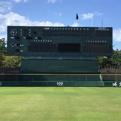 石川県立野球場で行われる試合速報を県内高校野球部マネージャーが行います。金沢市民野球場の速報は「石川県高校野球＠金沢市民野球場」で行っております。よろしくお願いします。