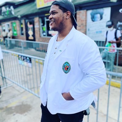 LSMSA 2014 | Tulane 2018 & 2019 | TUSOM 2026. MS4. Interested in all things brain 🧠 #MedTwitter