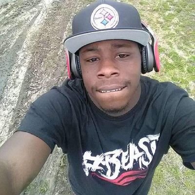 Chocolateeboi13 Profile Picture