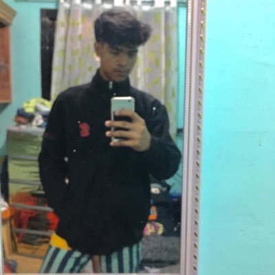 mmmmmmj01's profile picture. Y.O.L.O