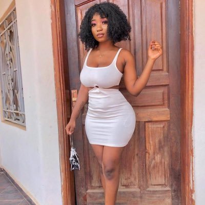 nadineliones's profile picture. Brave woman. A humble soul with a golden heart ❤️ 
Cameroonian 🇨🇲❤️ women empowerment gem 💎