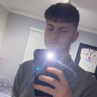 HalseyEllis's profile picture. 19 Bedfordshire