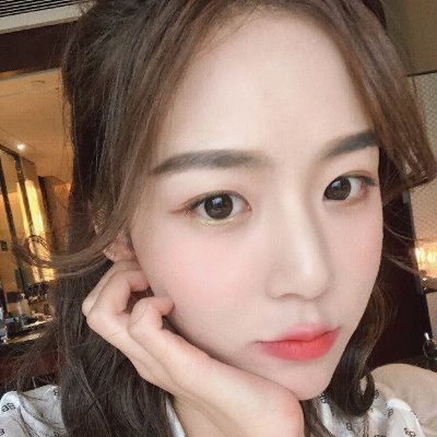 MccalmentVivian's profile picture. If I know what love is, it is because of you.