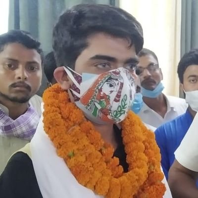 Research Scholar.   
Member,State Political Advisor Committee @jduonline.
Ex State President,Youth JDU.
Ex President T.P.S College Student Union Patna(MUSU2013)