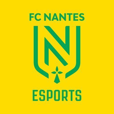 11v11 eFoot section of @FCNantesEsports🔸By @StudiantesE🔸PS5.