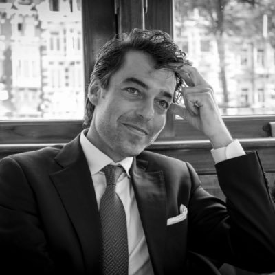 Strafrechtadvocaat | De Vries Strafrechtadvocatuur | 0630377315