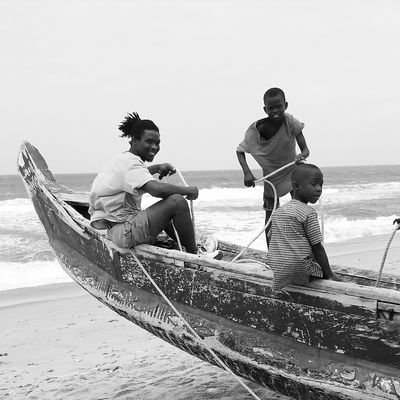 Elikem34923723's profile picture. Ancient loom, and leather drum artist, from a renowned family of weavers . kind at heart.  Everybody Deserves what's good.