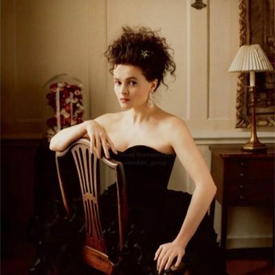 imperfectirises's profile picture. design student & hbc enthusiast