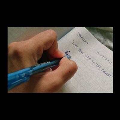 imshifaaaa4's profile picture. My diary

Dearself, write it when u feel like its better to spill the tea over here, dont worry. Just write🌻