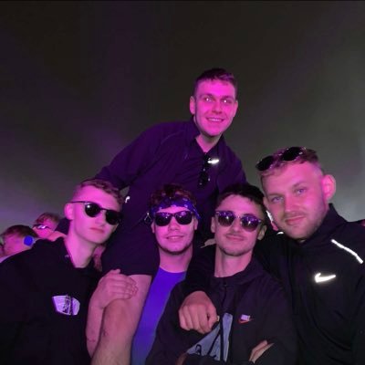 HuckRoss's profile picture. live fast, die old.