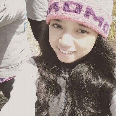 lulusav93's profile picture. I don't need to be perfect to inspire others⭐🌟⚡🔥