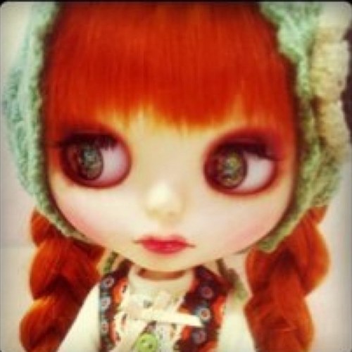 consobohorquez's profile picture. Apasionada de las blythes y otras rarezas muñequiles... creativa, bohemia y un poco loca! Intentando salir del pozo.