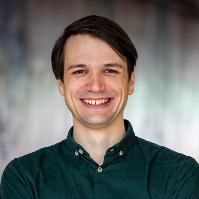 Büroleiter @alindlohr @FraktionGruenBW. Fußballtrainer DJK Ludwigsburg. BT-Kandidat 2025 für @Die_Gruenen. Views are my own.