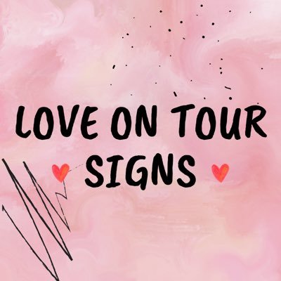 highlighting #LoveOnTour fan signs and harry’s reactions! tag me in your sign pics! 🐇