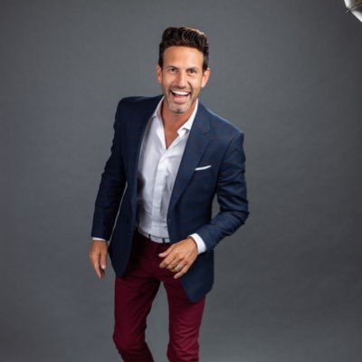 TV Host, Live Event Emcee and NBC 7 San Diego Station Host. I want to do great things in life and have a damn good time while doing it. Ready, lets go!