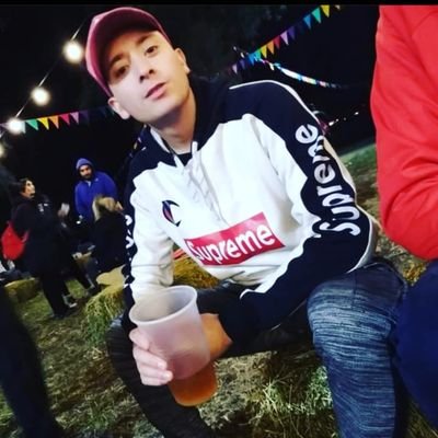 rodriguezkl10's profile picture. 