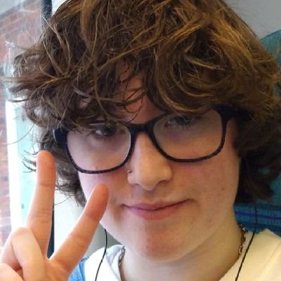 I🏳️🌈🏳️⚧️|🇩🇪☸️🇬🇧|GayGreyAce|Vegan/ Plantbased|Pagan|TV & Broadcasting Student| UoP| #UKBTSARMY #BTSARMY