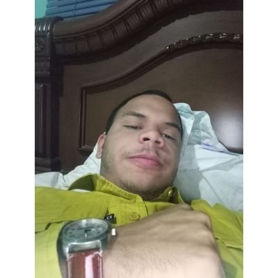 Felipev9898's profile picture. 👨🏼‍💻 Front-End Developer | Vue
https://t.co/OCcADLijLP