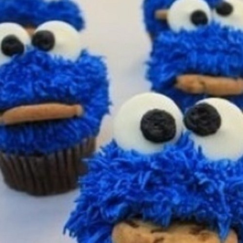 iLoveMuchas's profile picture. Go FOLLOW  @Littl3MissCuti3 and @SnowyRini