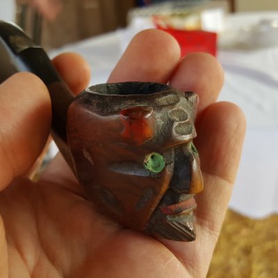 We create hands-carved tobacco pipes